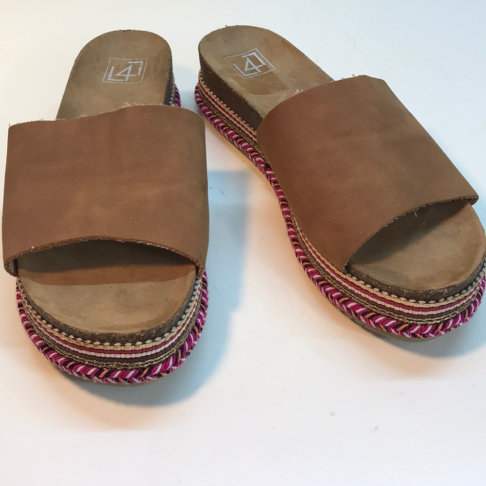 L47 Tan Platform Sandals Size 10
